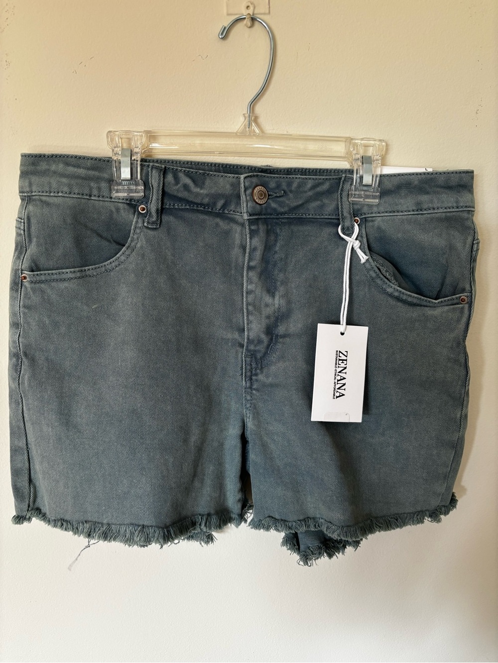 ZENANA Women's Acid wash Teal Frayed Hem Shorts